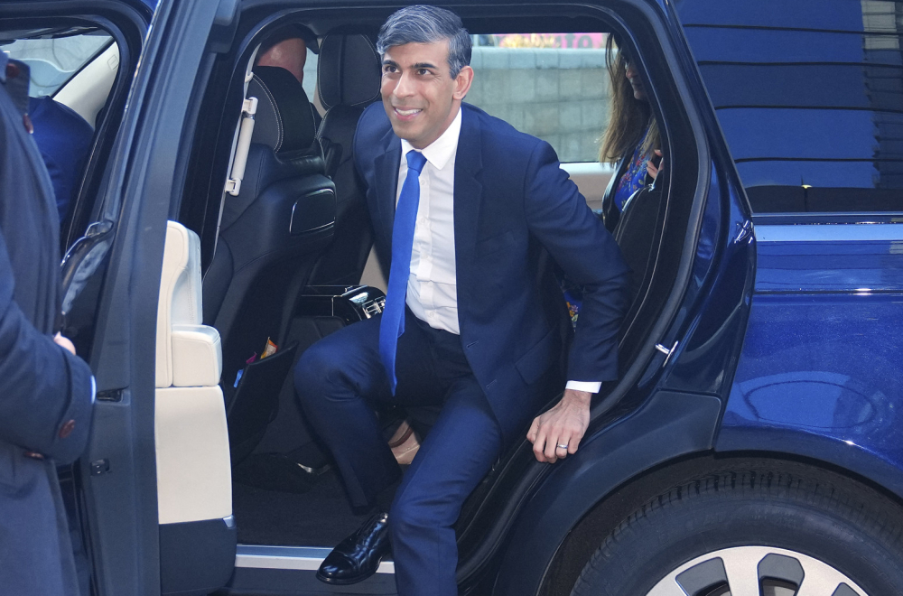 Cela Evropa gledala je ovu debatu; Ostrvo "gori" VIDEO