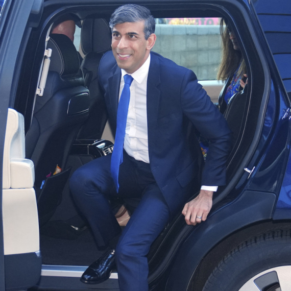 Cela Evropa gledala je ovu debatu; Ostrvo "gori" VIDEO