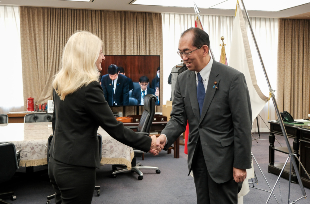 Begović i japanski ministar Macumoto: AI ima veliki potencijal da utiče na razvoj ekonomije i društva