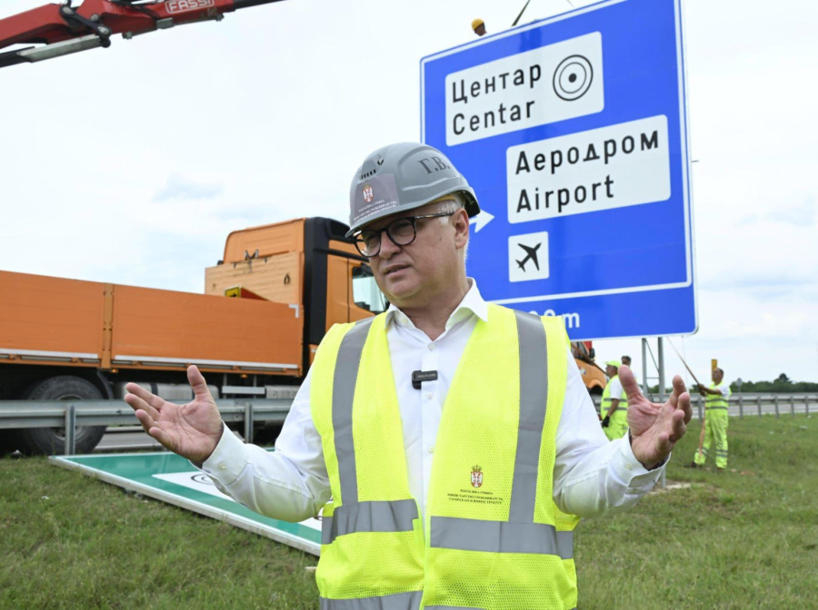 Zamenjeno već 50 tabli na moto-putu kroz Beograd