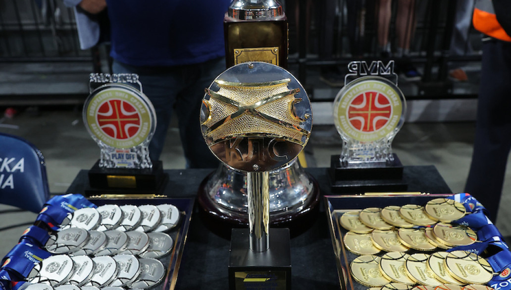 Totalni obrt – Zvezda želi da igra, Partizan se čeka još 10 minuta ili gubi titulu!