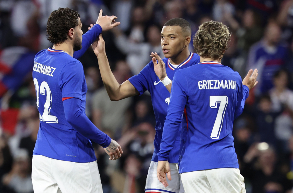 Mbape plesao – laka trojka Francuza VIDEO