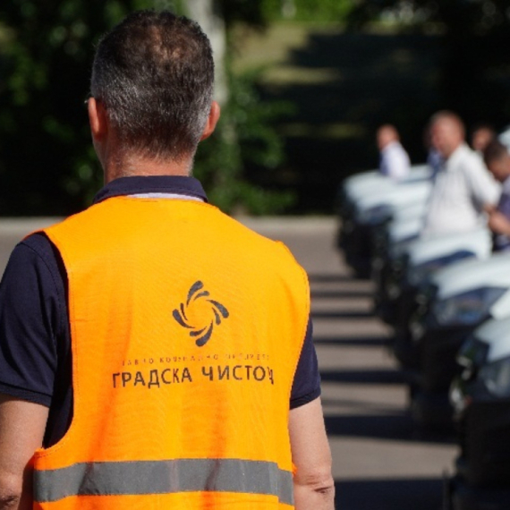 Beograđani, važan apel: "Ne smetajte ekipama za suzbijanje komaraca"