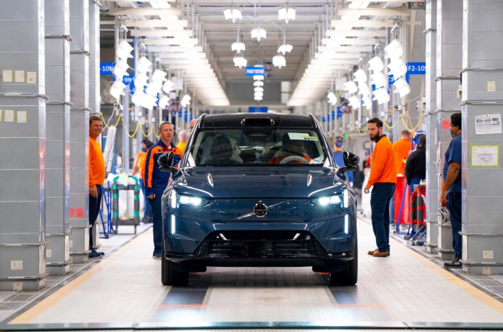 Volvo ne menja stav: Zabranite prodaju novih benzinaca i dizelaša 2035.