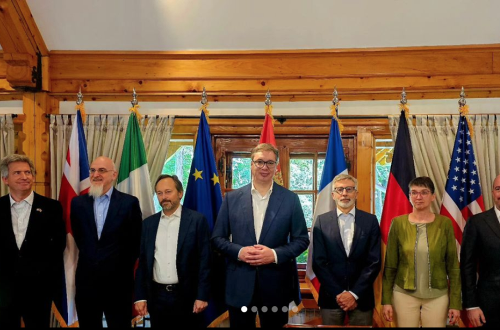 Vučić sa ambasadorima Kvinte: Ne odustajemo od konstruktivne i odgovorne politike FOTO