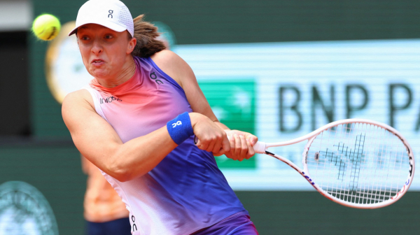 Nezadrživa Švjontek, preko Gof do trećeg uzastopnog finala u Parizu