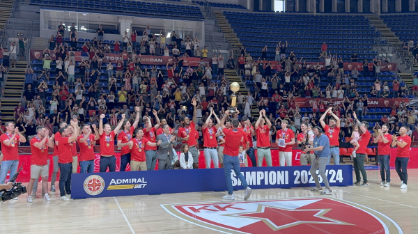Zvezda podigla pehar u "Pioniru" FOTO/VIDEO