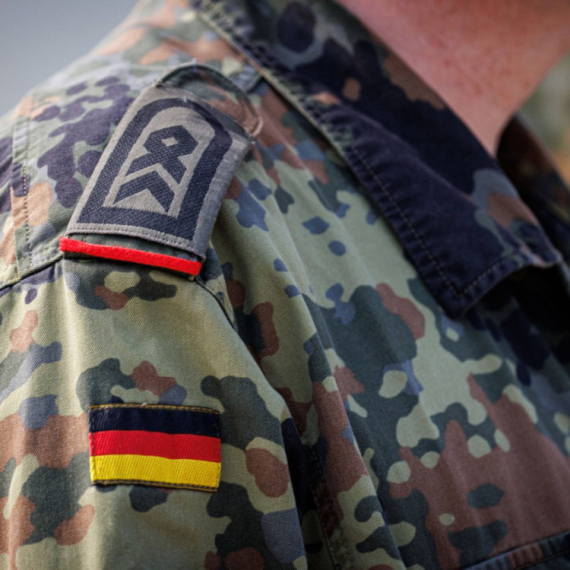 Skandal trese vojsku Nemačke: Zamenik NATO komandanta razrešen dužnosti