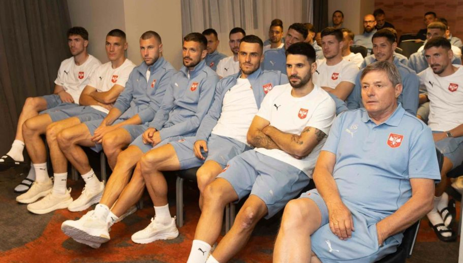 Čuveni arbitar upozorio "orlove" – noviteti u suđenju na EURO