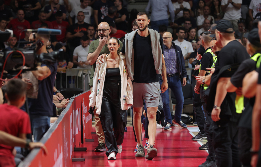 Zvezda zagonetno najavila prvo pojačanje VIDEO