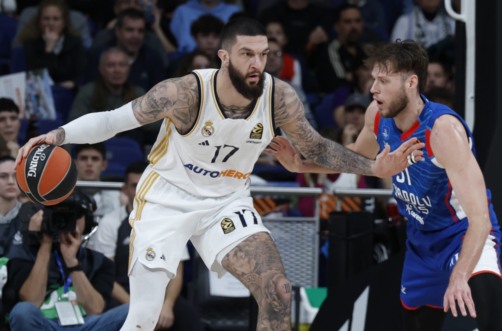 Zvezda naciljala novo pojačanje