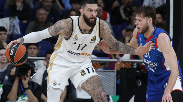 Zvezda naciljala novo pojačanje