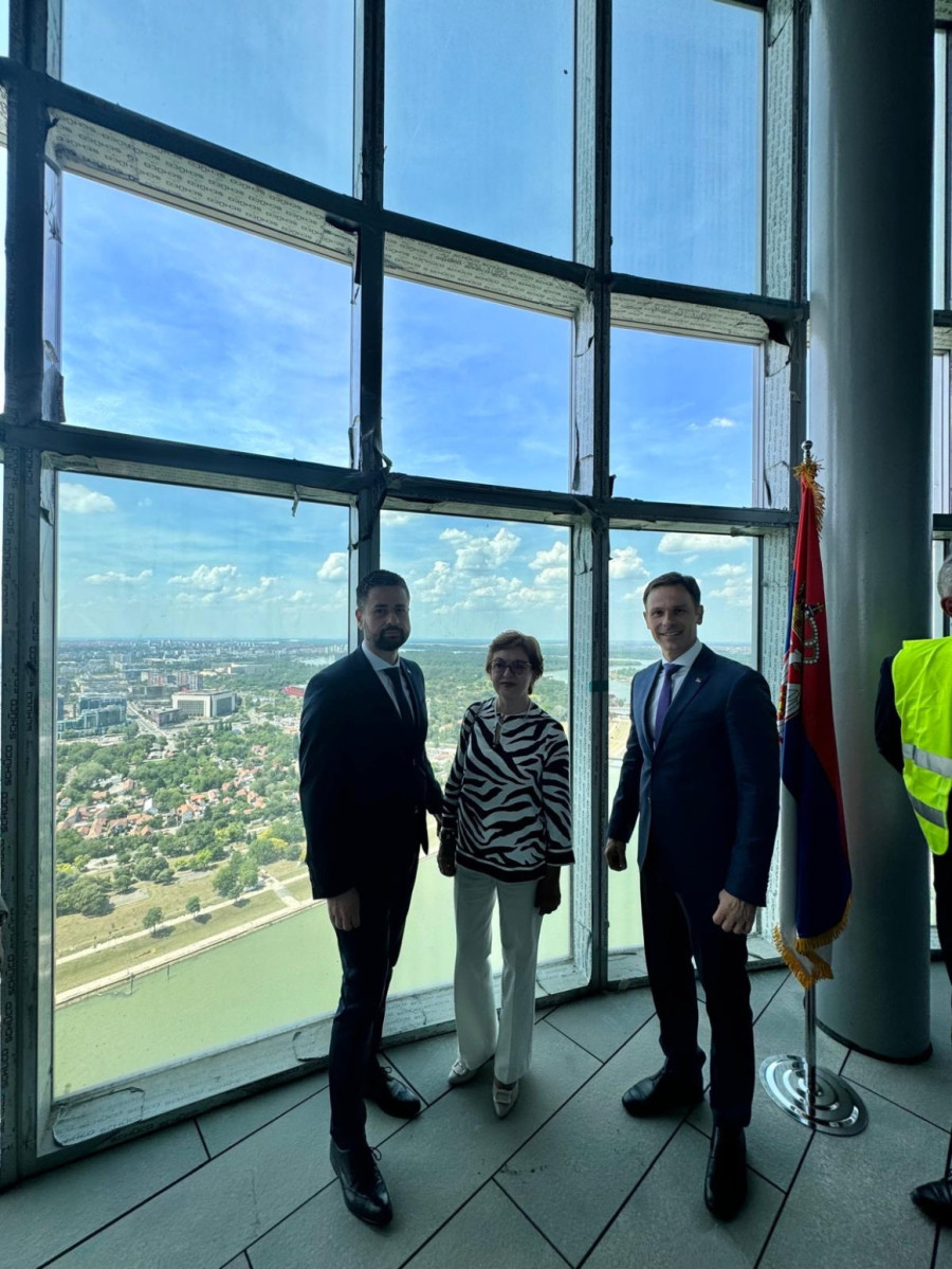 Mali: Sa dragim kolegama; Drago mi je što su i sami mogli da se uvere u to koliko se Beograd promenio