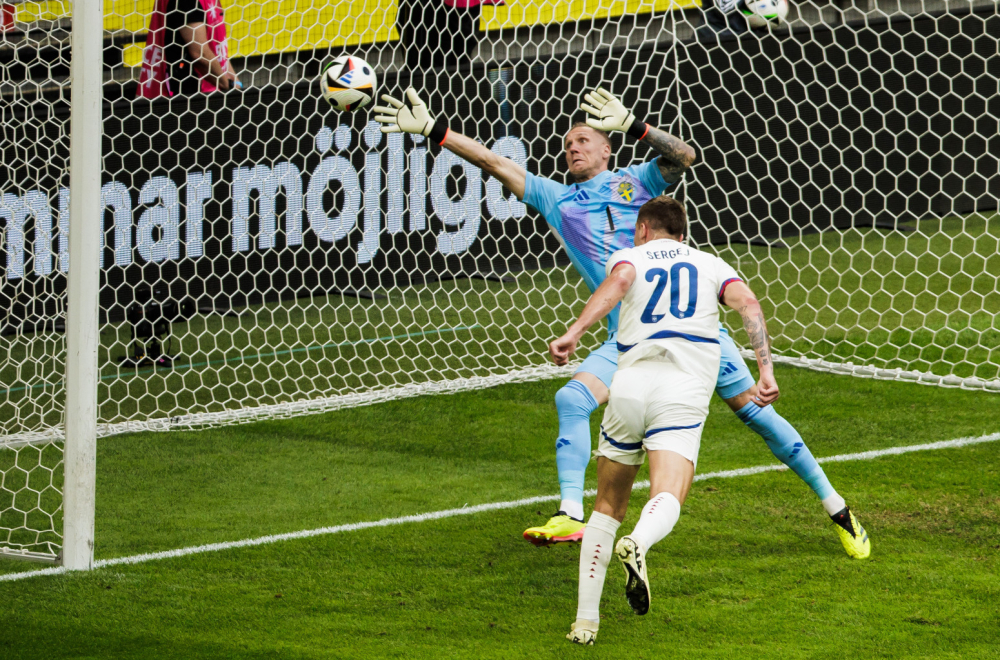 SMS glavom za vođstvo Srbije VIDEO