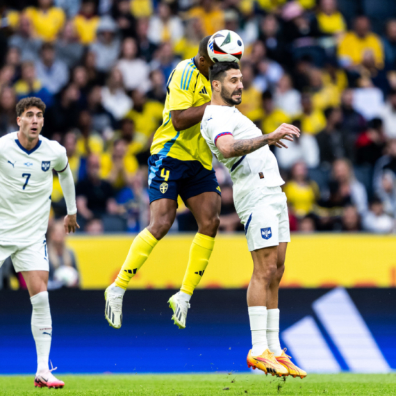 Englezi opet o Srbiji: "Moraće da zapuše rupe"