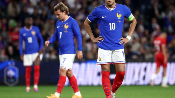 Povredio se Kilijan Mbape