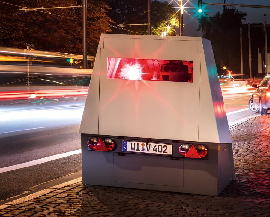 Stiže nova saobraćajna kamera: Vidi sve, ne greši i ne možete je izbeći
