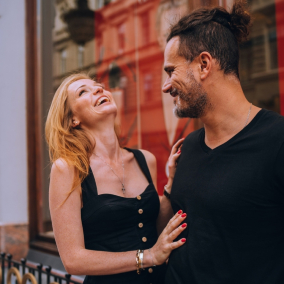 Na prvom sastanku sve se vidi: Bežite od muškarca ako čujete ove 3 stvari VIDEO