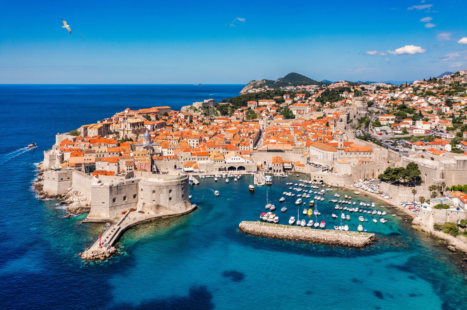Nova pravila za turiste: Popularne destinacije uvele drakonske kazne