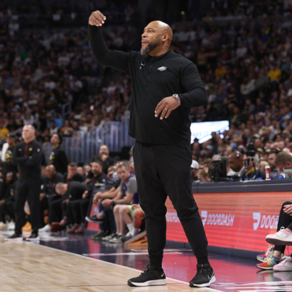 Doskorašnji trener Lejkersa se vraća u Milvoki Bakse