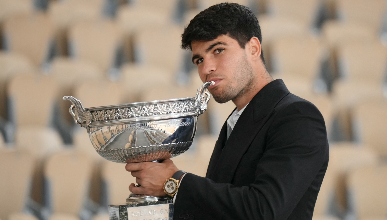 Alkaras – do Meseca i nazad