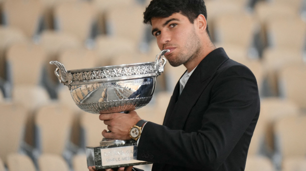 Alkaras – do Meseca i nazad