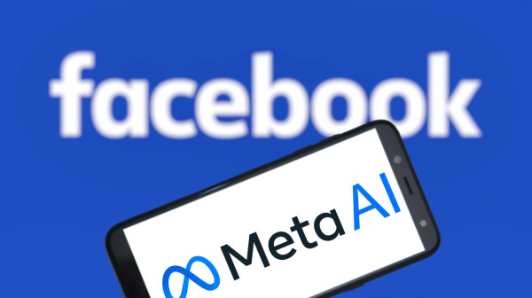 Kineska firma preplavila Facebook oglasima za AI "deepfake" pornografiju