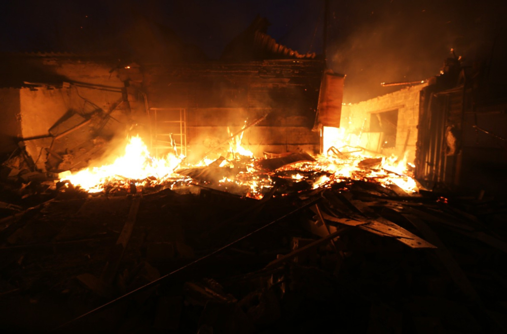 Rat – dan 900: Izbio požar; Zelenski digao paniku; Svet treba da reaguje