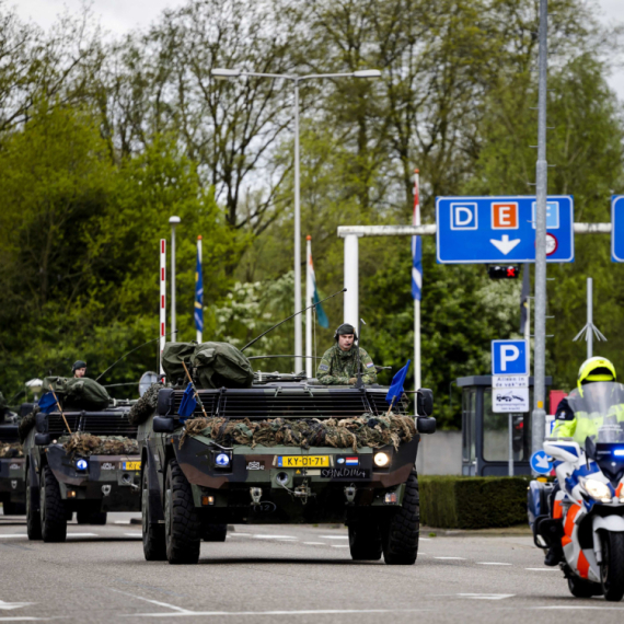 Vatreno krštenje: Vojska poslata u bazu; Avioni već na pozicijama