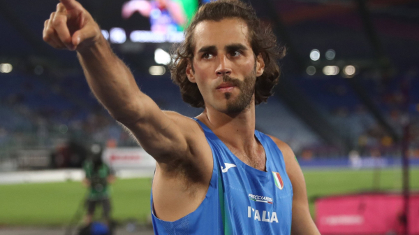 Povraćao krv, morao u bolnicu – nastupa u finalu!