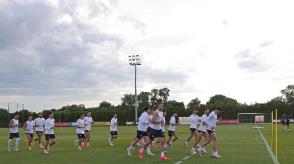 Koliko znate o fudbalu – "kec" ili "dvojka"? Ko će početi utakmicu?