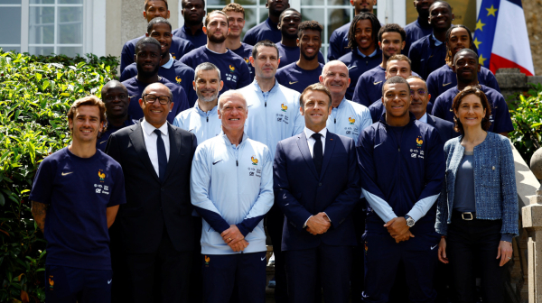 "Trikolori" stigli u Nemačku – dočekani s muzikom