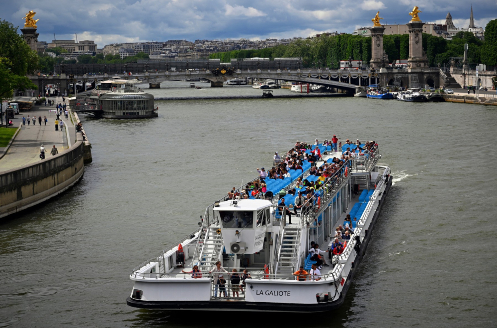 Gradonačelnica Pariza odložila "istorijski zaron", pa poručila: "Kupanja će svakako biti"