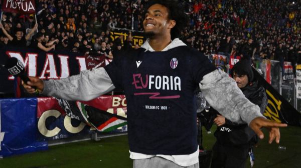 Mislio je da je srećan zbog Diznilenda, a onda je dobio poziv VIDEO