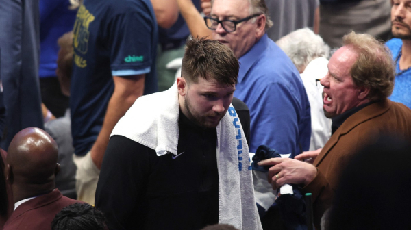 Novinar prozvao Dončića: "On je 'rupa' na terenu" VIDEO