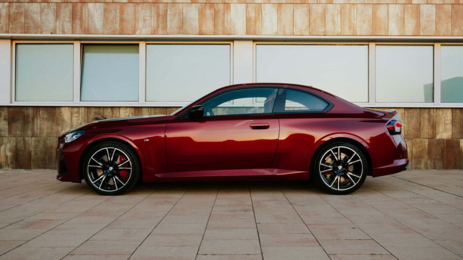 BMW predstavio osveženu Seriju 2 FOTO