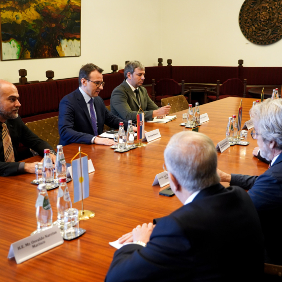Petković upoznao ambasadore zemalja Latinske Amerike sa situacijom na KiM