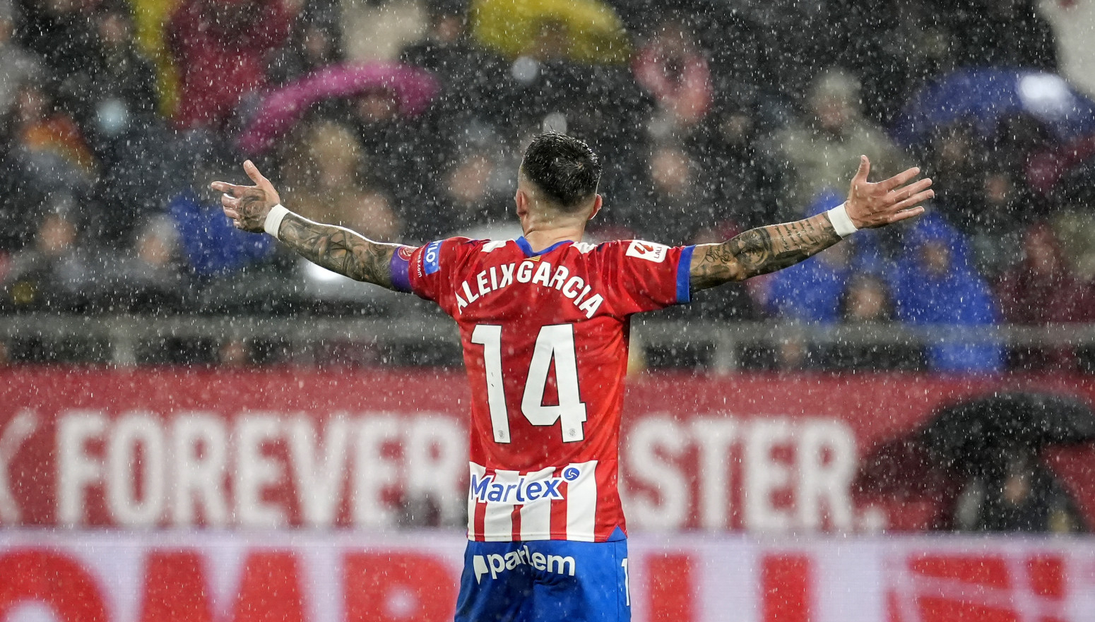 Leverkuzen formira tim za odbranu titule – stigao kapiten iznenađenja sezone u Španiji