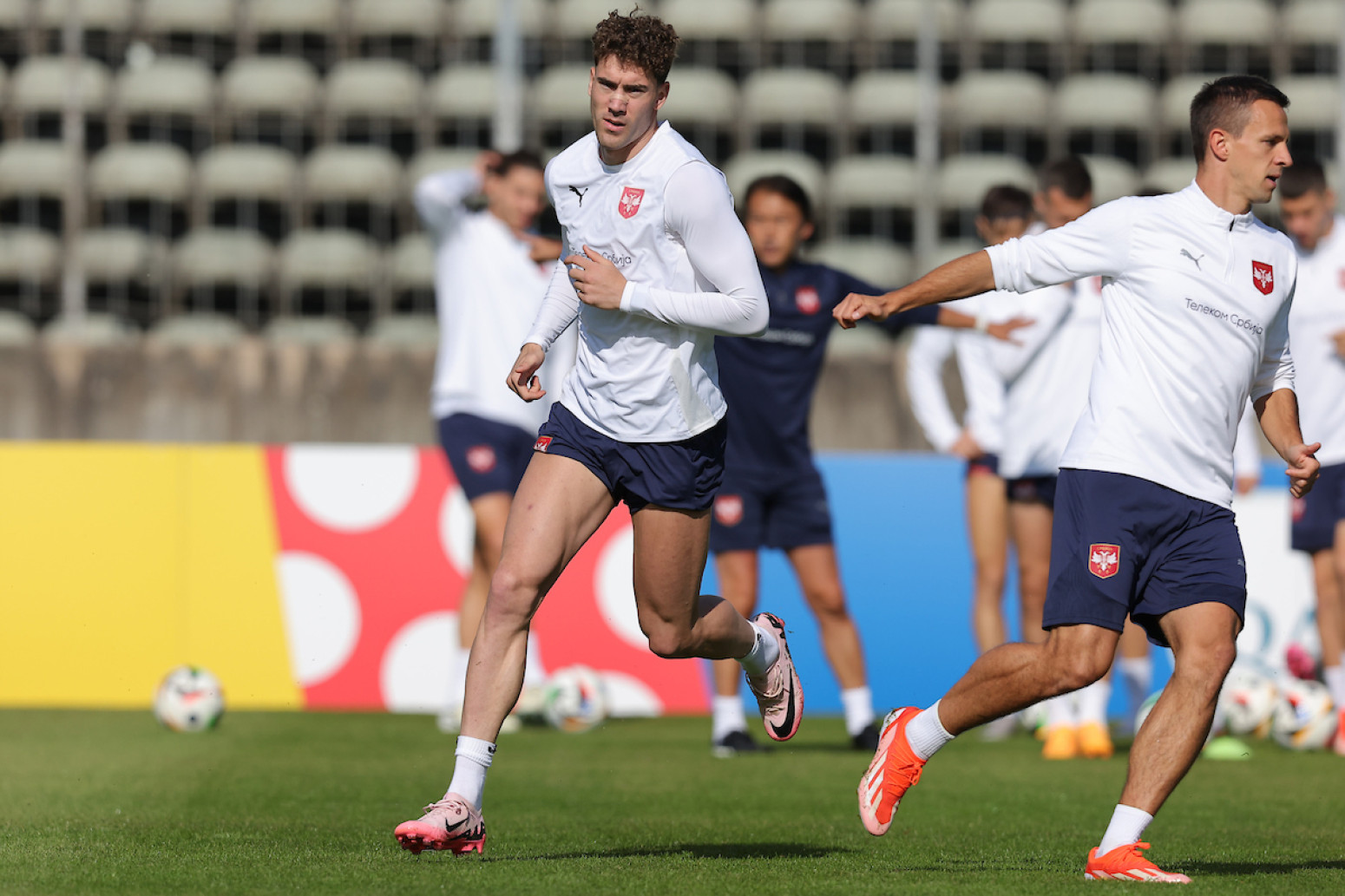 Orlovi pod ključem i 200.000 otkačenih Škota