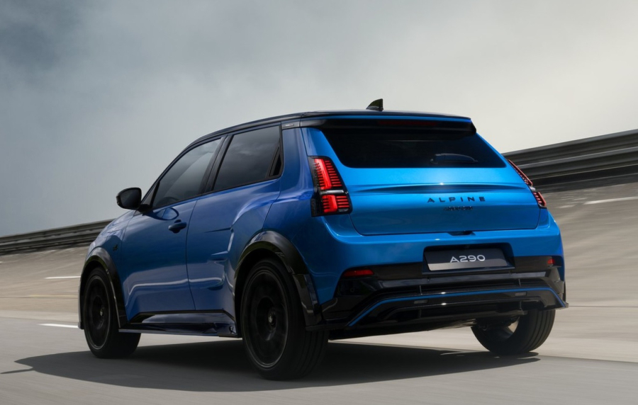 Generalni direktor Renaulta iznenada podneo ostavku – odlazi sa osećajem ponosa