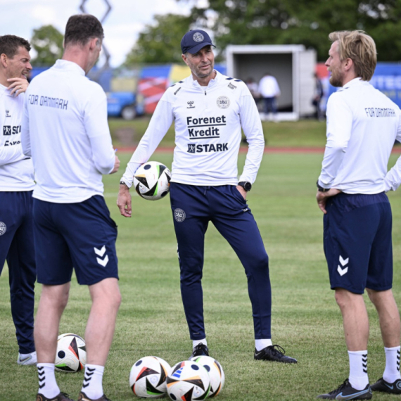 Danci kriju karte – selektor ne da novinarima ni minut na trening