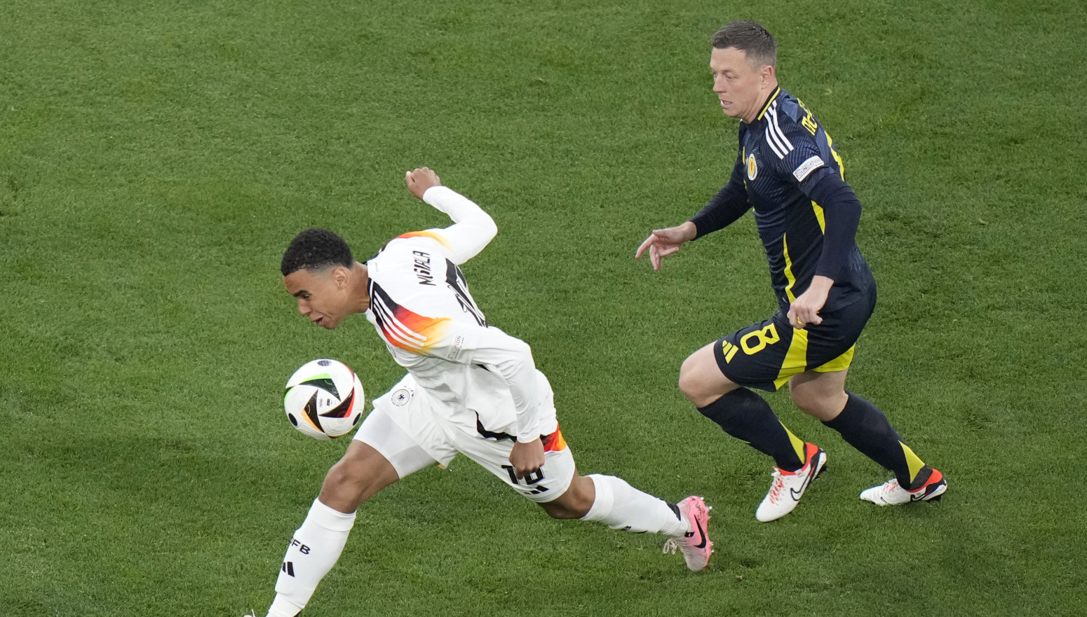 Nemci melju Škote – Musijala pocepao mrežu rivala VIDEO