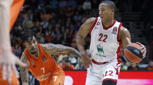 Spektakl u Turskoj – Fener doveo Amerikanca