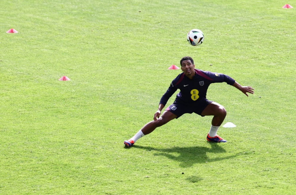 Englezi šokirali odlukom pred meč sa Srbijom!