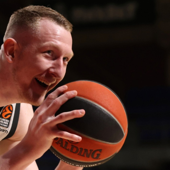 Efes "ukrao" igrača Trinkijeriju