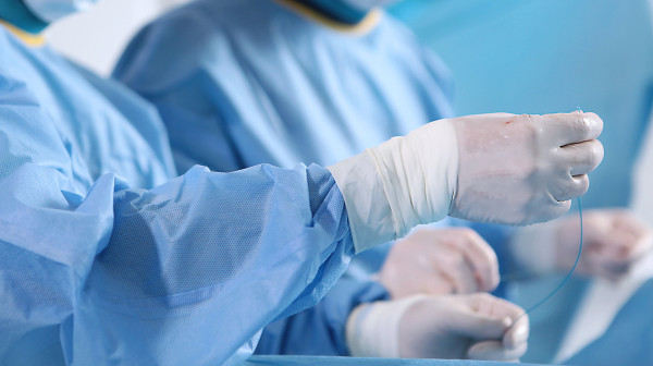 Još jedno dete uspešno operisano; O trošku RFZO devojčici iz Srbije transplantirani jetra i bubreg u Italiji