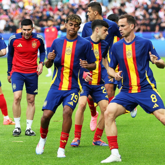 PSŽ spremio 250 miliona za Barsino "čudo od deteta"