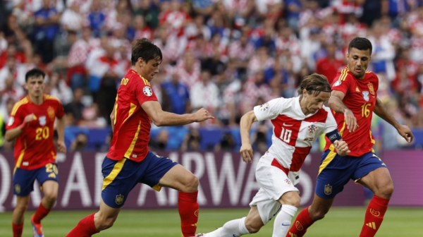 Hrvati se raduju Albaniji; Španci nisu poleteli VIDEO