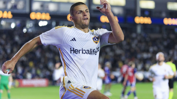 Joveljić strelac u pobedi LA Galaksija