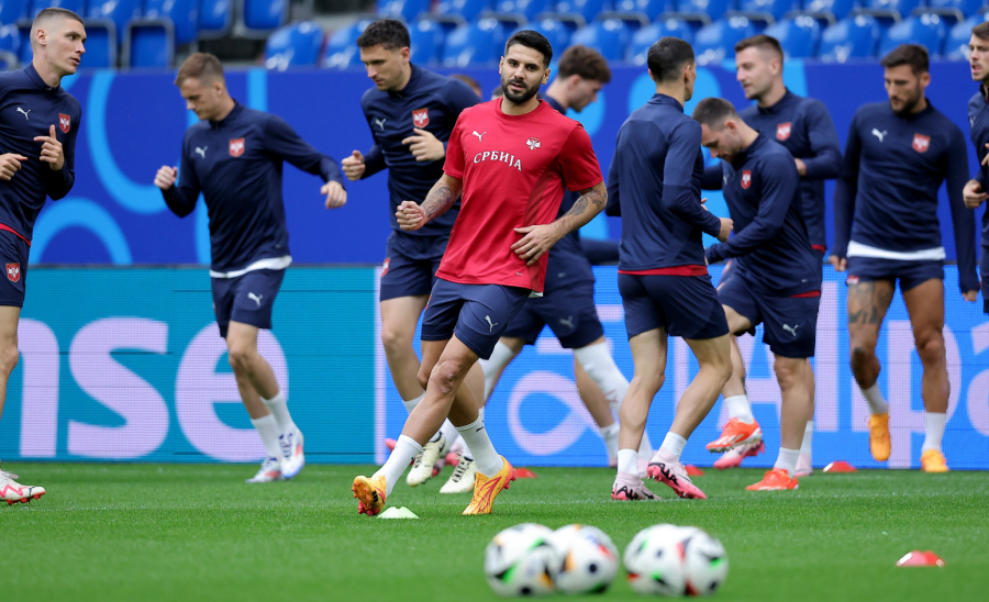 Nemački ugao: Da li će Srbija saplesti Englesku?